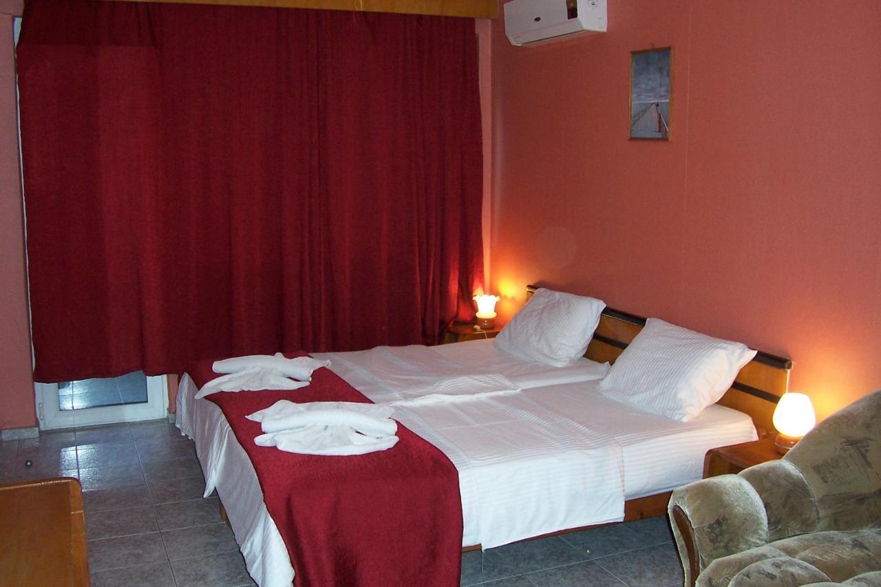 Nelly Guest House Ravda Exterior photo